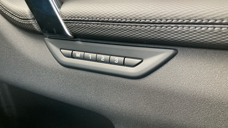 Land Rover Discovery Sport 2.0 D200 Dynamic SE 5dr Auto [5 Seat] Diesel Station Wagon